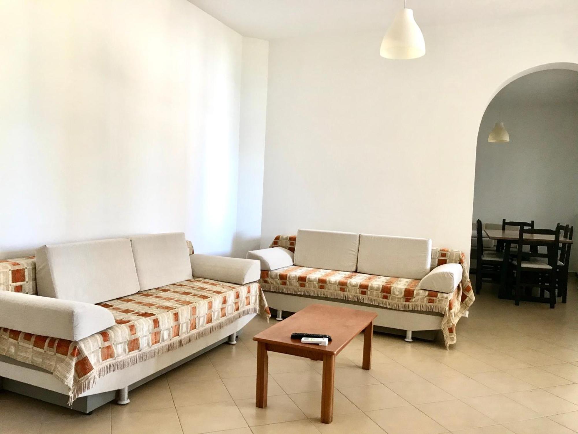 Vila Gjoni ساراندا المظهر الخارجي الصورة